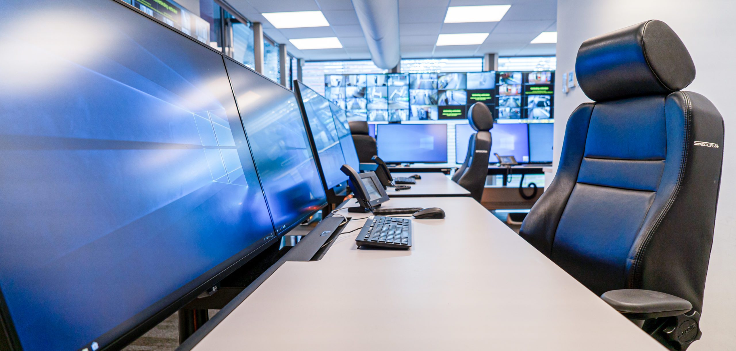 security & surveillance desk