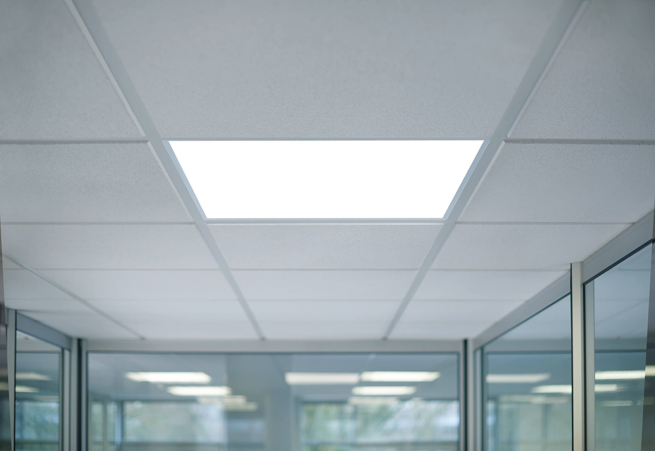 Healthy workstation lighting according to the latest standards